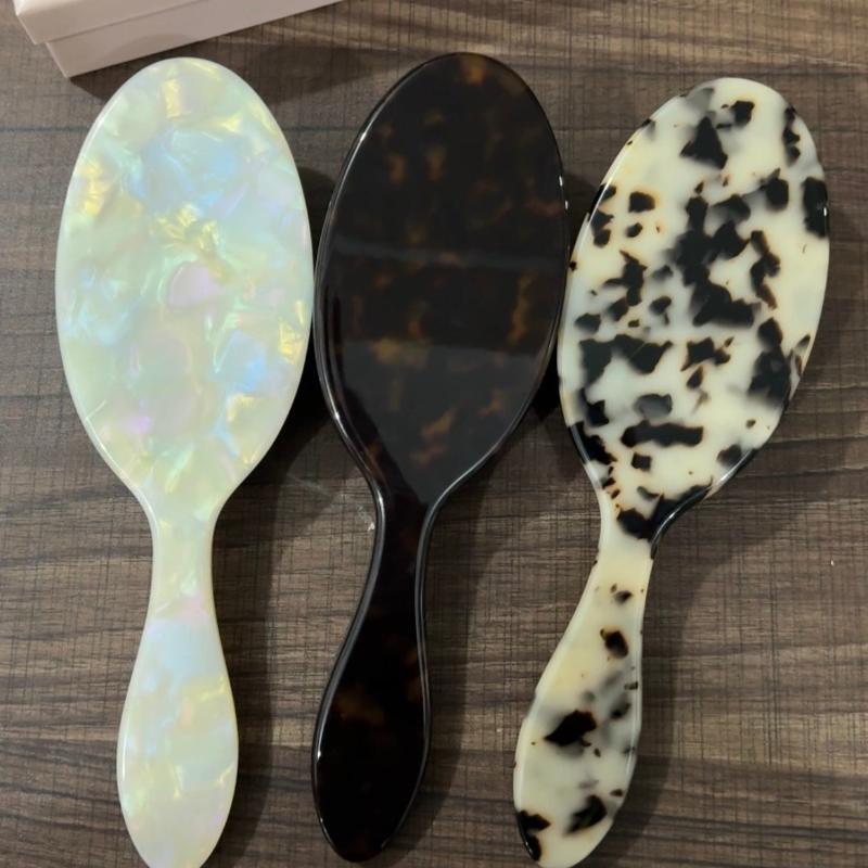 Dark Tortoise Customized Name Hair Brush | WiwiKiwi