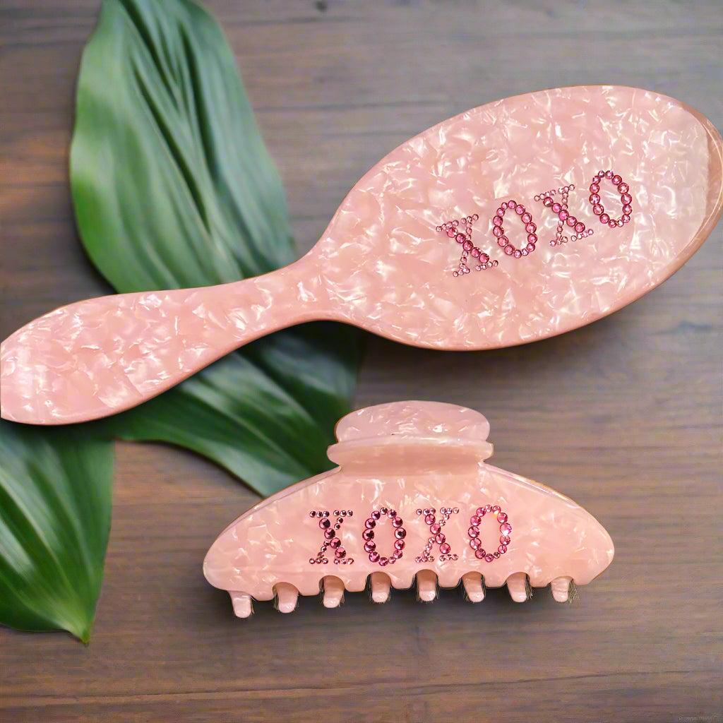 WiwiKiwi XOXO Hair Brush