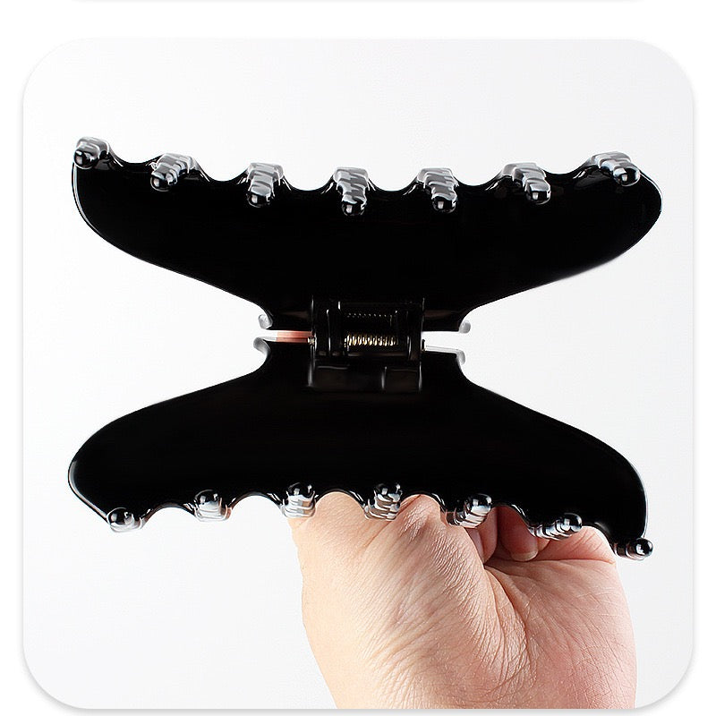 Houndstooth Pearl Hair Claw