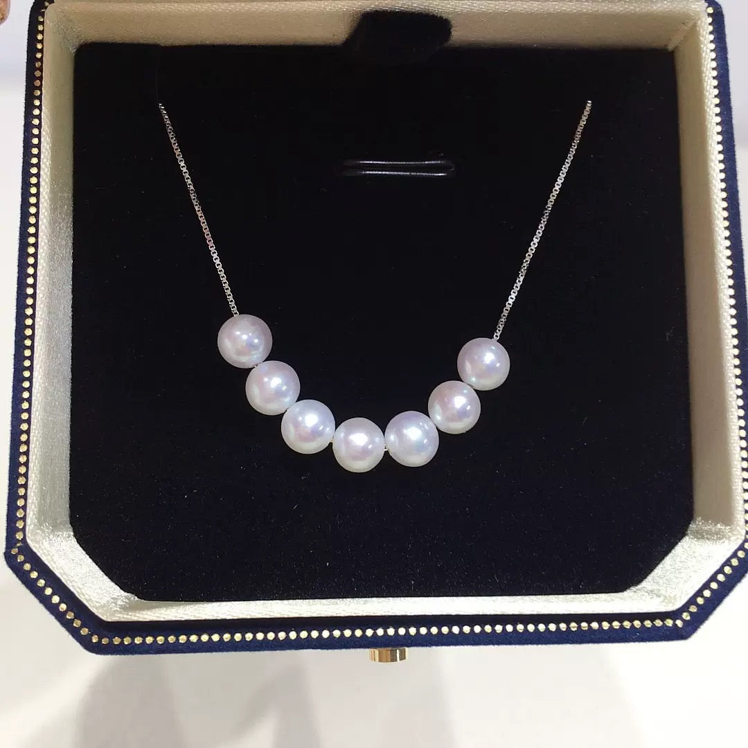 Smiling Pearl Necklace
