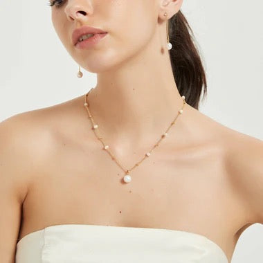 Starlight Pearl Necklace
