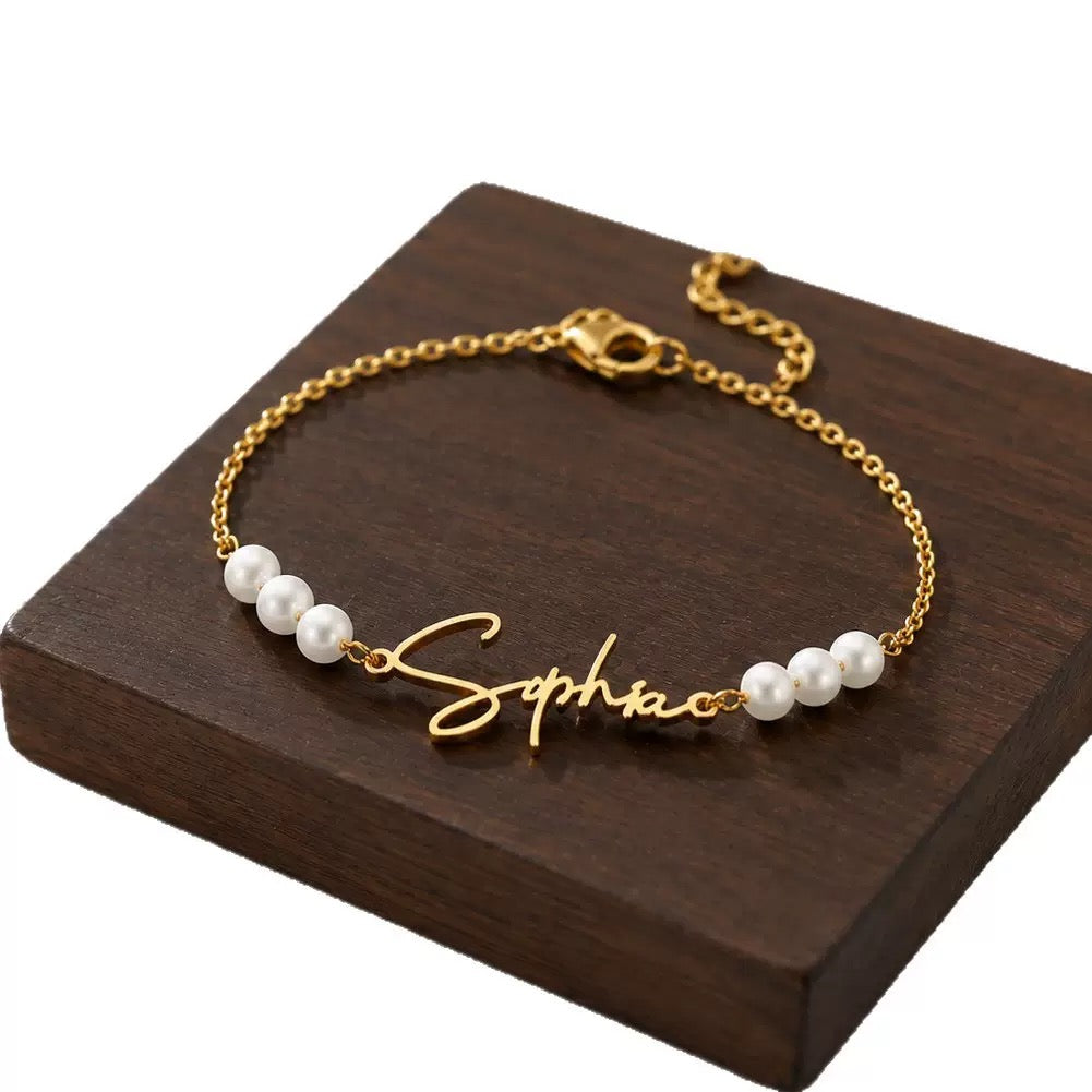 Customized Name Pearl Bracelet