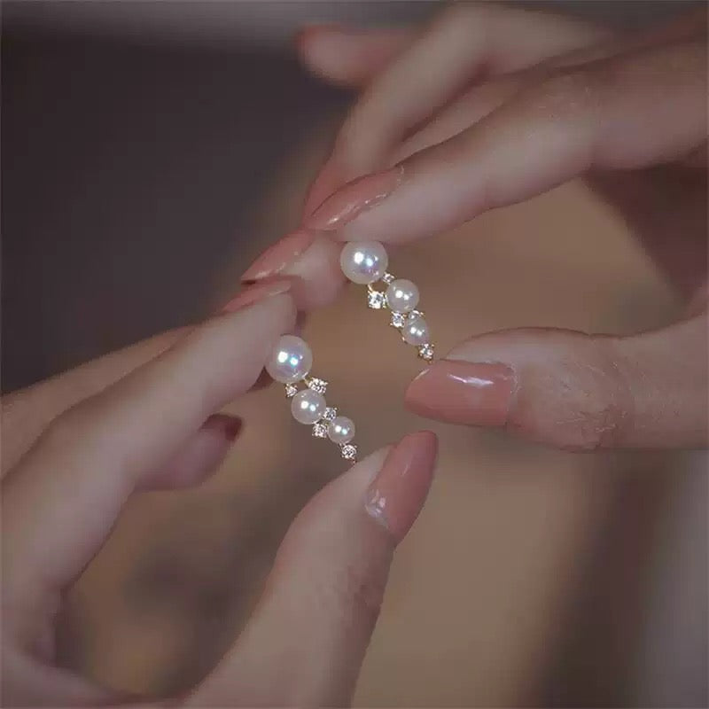 Gypsophila Pearl Earrings