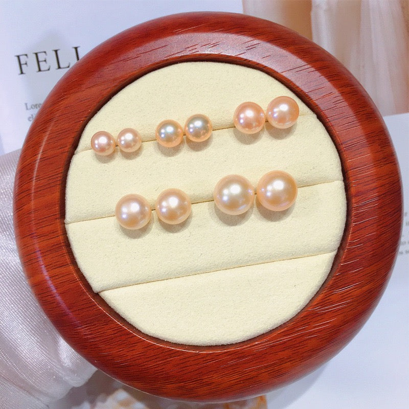 Moonlit Kiss Pearl Earrings