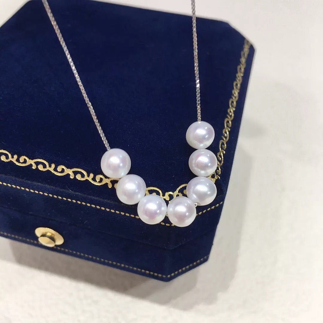 Smiling Pearl Necklace