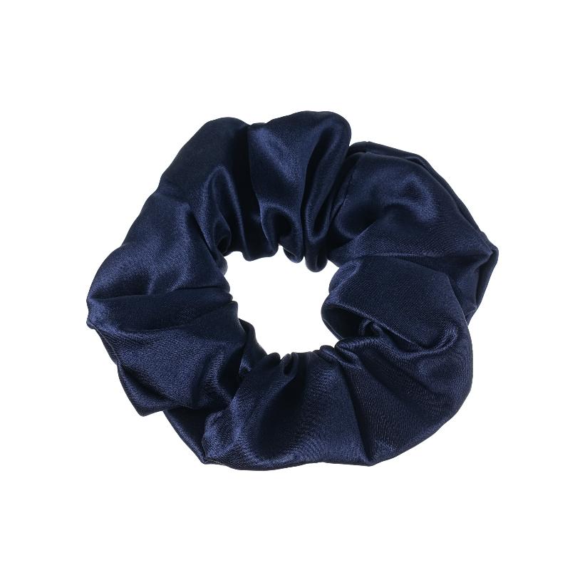 WiwiKiwi Silk Scrunchie